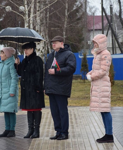 Турнир среди мужских коллективов по волейболу и мини-футболу,