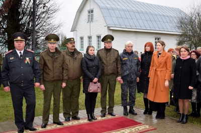 В Хотимске у Братской могилы состоялась торжественная церемония перезахоронения останков младшего лейтенанта Сотворённого Фёдора Никитовича