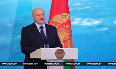 Лукашенко отмечает уверенное развитие космической отрасли в Беларуси