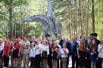 В д. Горня прошло торжественное мероприятие, посвященное 83-ей годовщине со Дня битвы воинов-кавалеристов во главе с И. Г. Горобцом