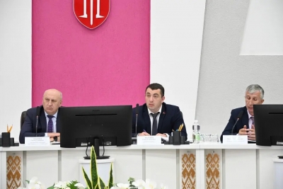 На заседании райисполкома рассмотрели вопрос готовности сельскохозяйственных организаций района к проведению уборки урожая зерновых и зернобобовых культур