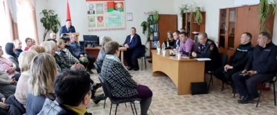“Здоровая нация как основа развития Беларуси”. Этот вопрос обсуждали на Едином дне информирования в Хотимском районе