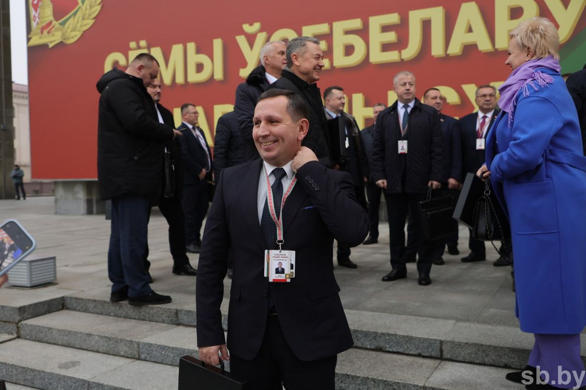 delegaty-vns-mogilevskoy-oblasti-pribyvayut-vo-dvorets-respubliki_4