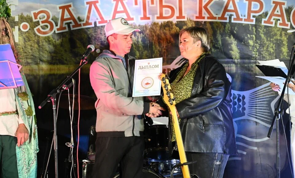 smotrite-kak-v-khotimske-proshel-pervyy-den-tretego-regionalnogo-rybolovnogo-festivalya-zalaty-karas_38
