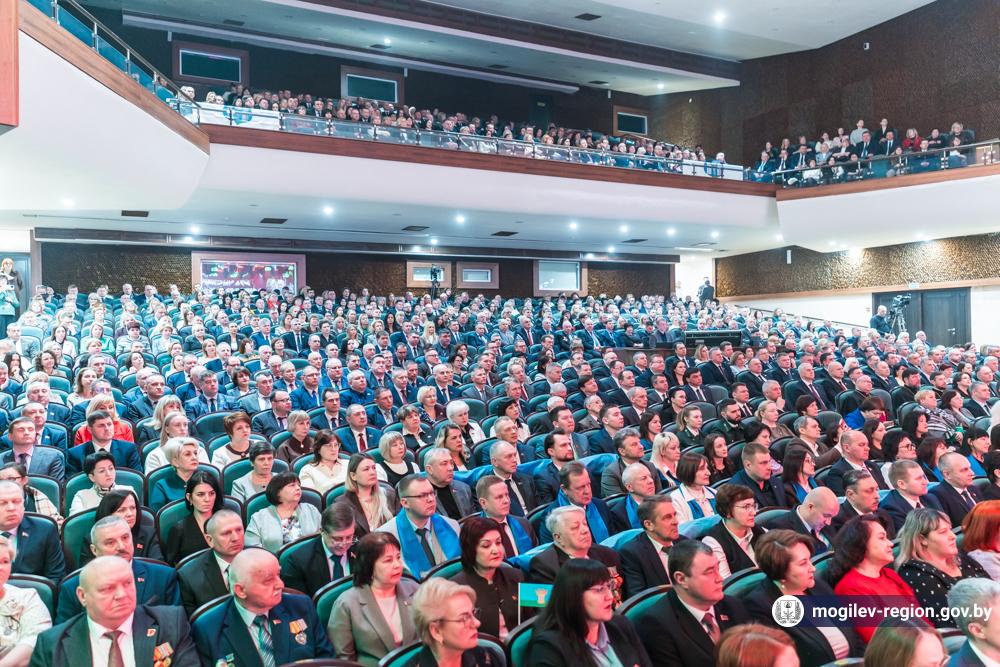 torzhestvennoe-meropriyatie-posvyashchennoe-podvedeniyu-itogov-raboty-mogilevskoy-oblasti_14