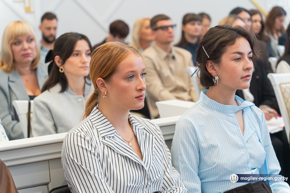 seminar-praktikum-po-tsifrovoy-reputatsii-i-vzaimodeystviyu-gosudarstva-smi-i-blogosfery_2