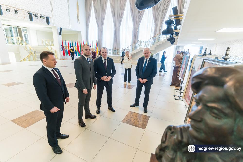 torzhestvennoe-meropriyatie-posvyashchennoe-podvedeniyu-itogov-raboty-mogilevskoy-oblasti_6