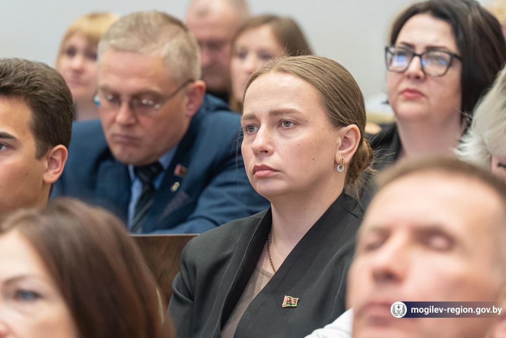 seminar-po-organizatsii-i-provedeniyu-informatsionno-razyasnitelnoy-raboty-s-naseleniem-v-mogilevsko_5