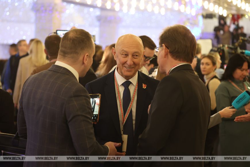 delegaty-vns-mogilevskoy-oblasti-pribyvayut-vo-dvorets-respubliki_13