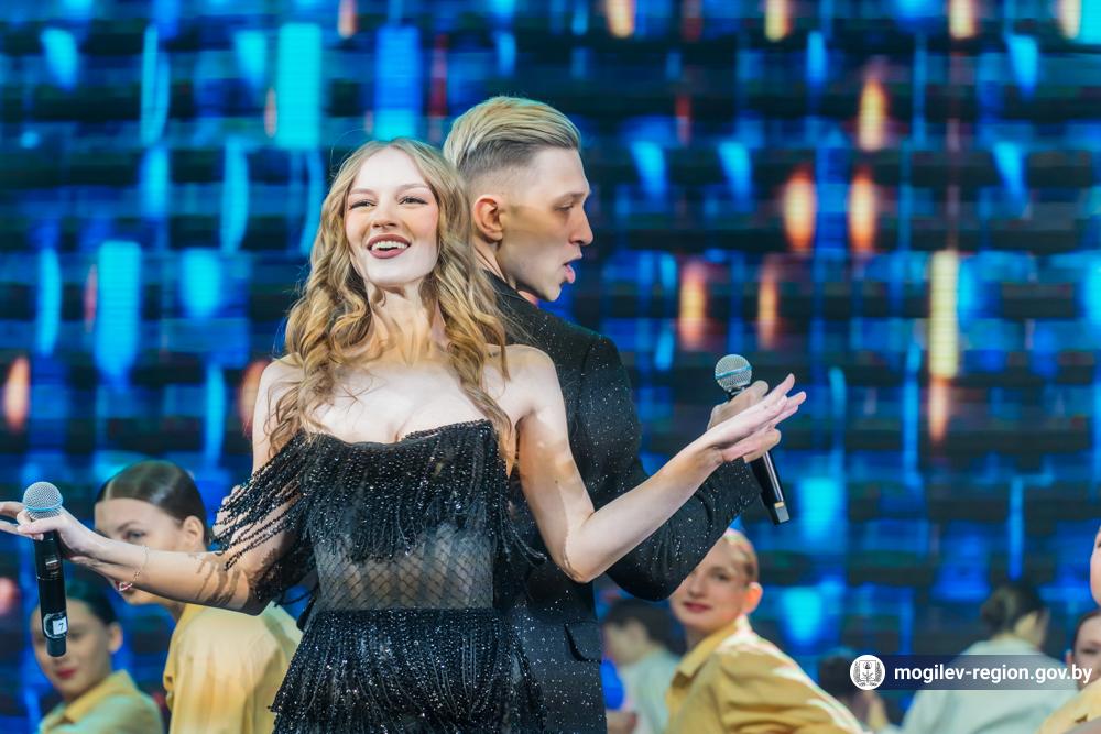 torzhestvennoe-meropriyatie-posvyashchennoe-podvedeniyu-itogov-raboty-mogilevskoy-oblasti_43