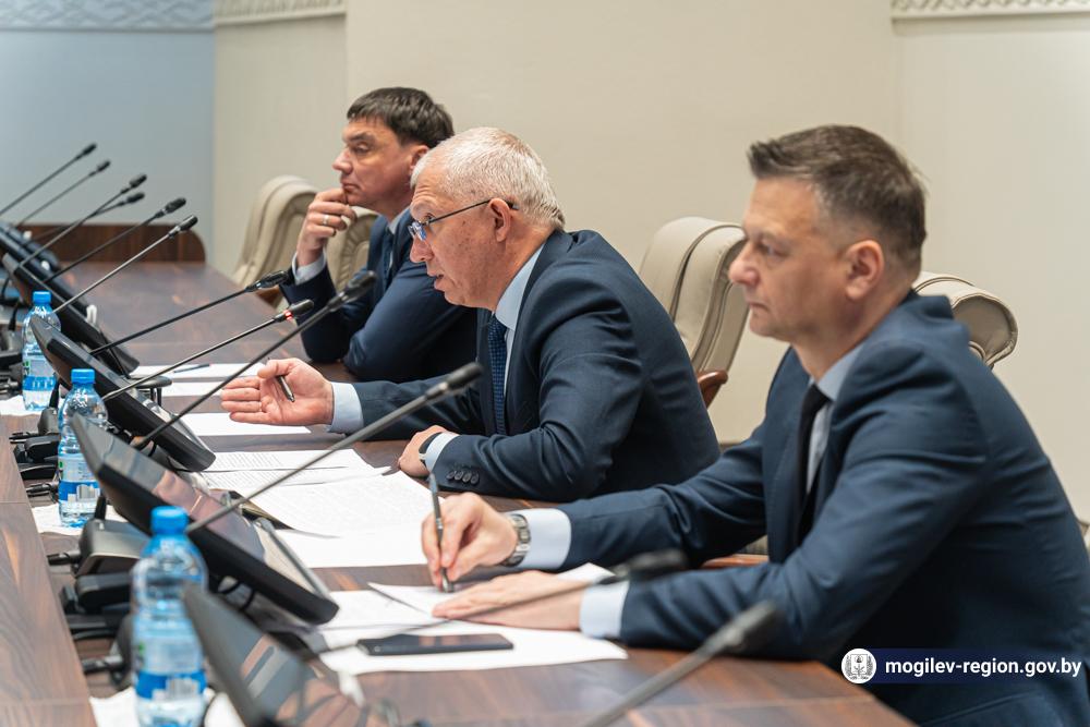 seminar-po-organizatsii-i-provedeniyu-informatsionno-razyasnitelnoy-raboty-s-naseleniem-v-mogilevsko_9