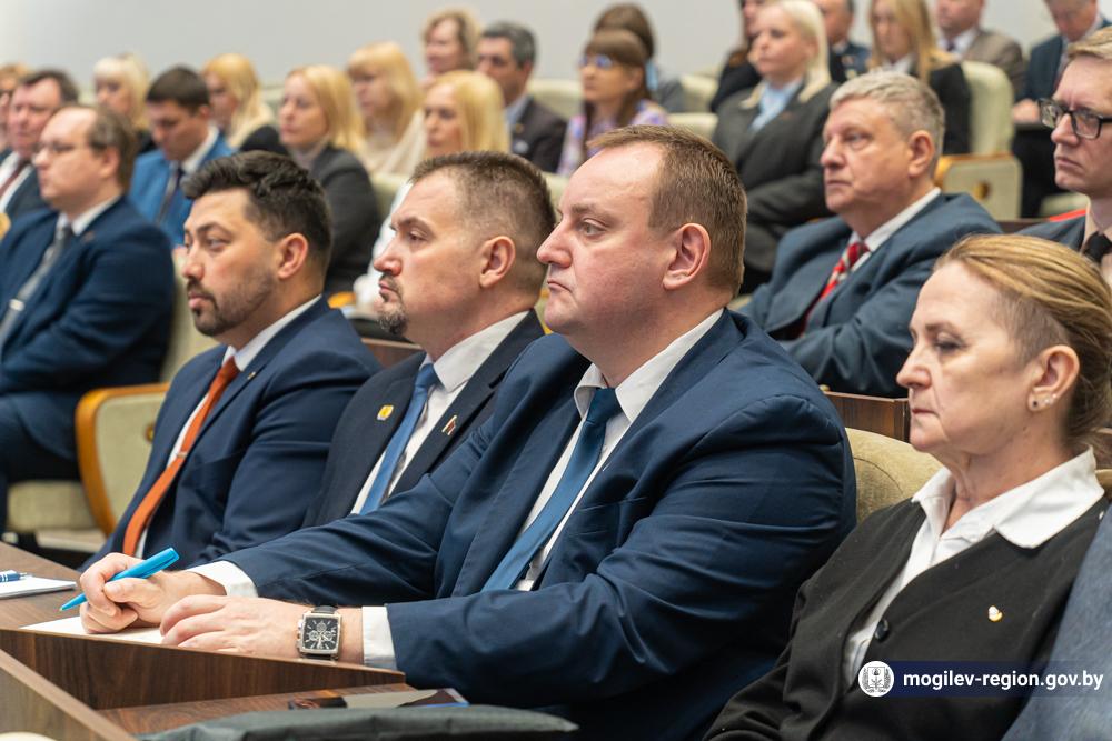 seminar-po-organizatsii-i-provedeniyu-informatsionno-razyasnitelnoy-raboty-s-naseleniem-v-mogilevsko_4