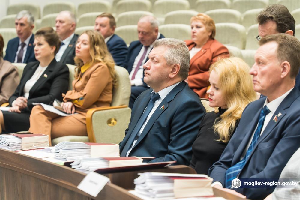 ocherednaya-sessiya-mogilevskogo-oblastnogo-soveta-deputatov_11