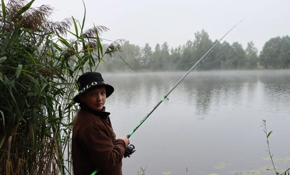 yarkie-kadry-vtorogo-dnya-tretego-regionalnogo-rybolovnogo-festivalya-zalaty-karas-v-khotimske-foto-_4