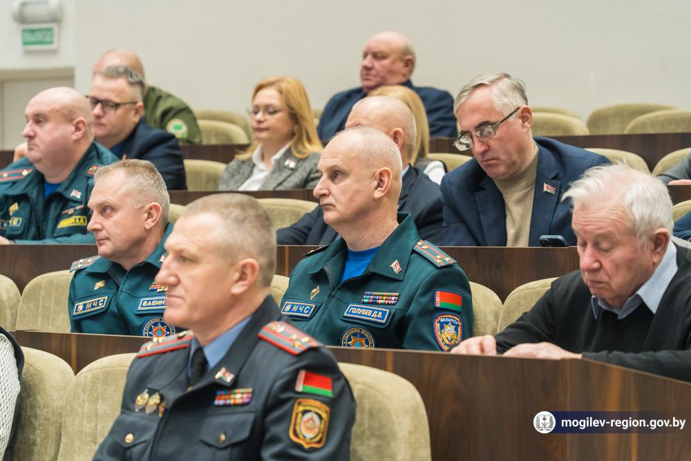 ocherednaya-sessiya-mogilevskogo-oblastnogo-soveta-deputatov_12