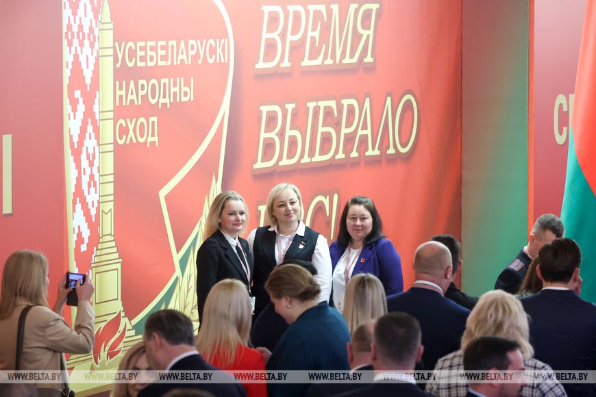 delegaty-vns-mogilevskoy-oblasti-pribyvayut-vo-dvorets-respubliki_14