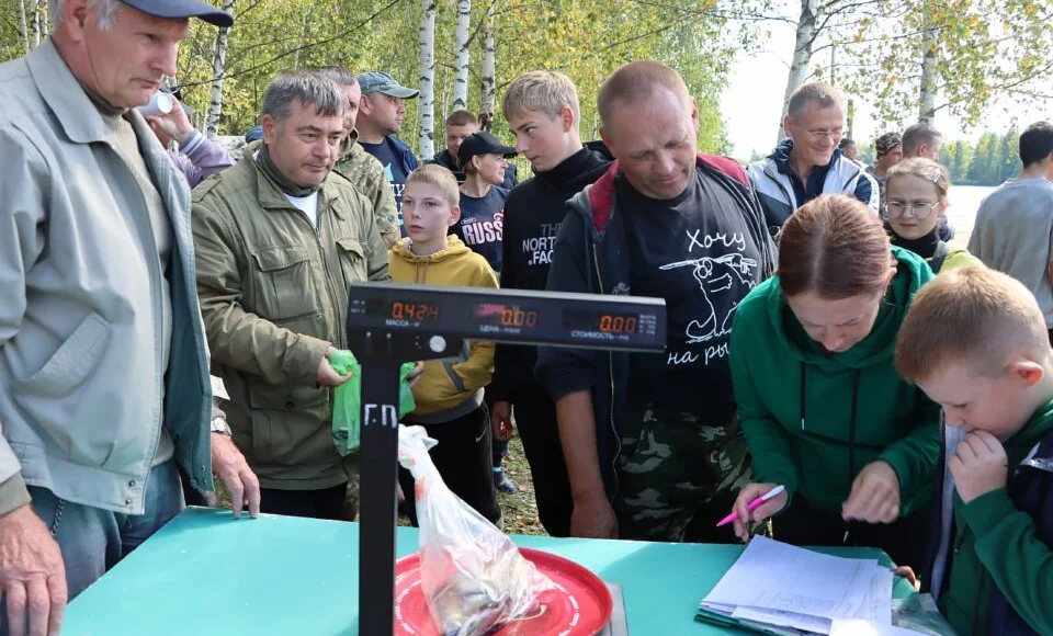yarkie-kadry-vtorogo-dnya-tretego-regionalnogo-rybolovnogo-festivalya-zalaty-karas-v-khotimske-foto-_20