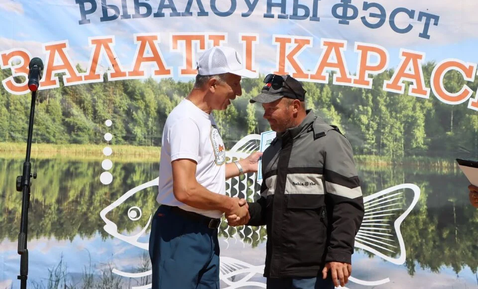 yarkie-kadry-vtorogo-dnya-tretego-regionalnogo-rybolovnogo-festivalya-zalaty-karas-v-khotimske-foto-_56