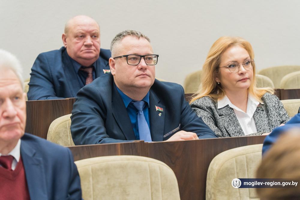 ocherednaya-sessiya-mogilevskogo-oblastnogo-soveta-deputatov_2