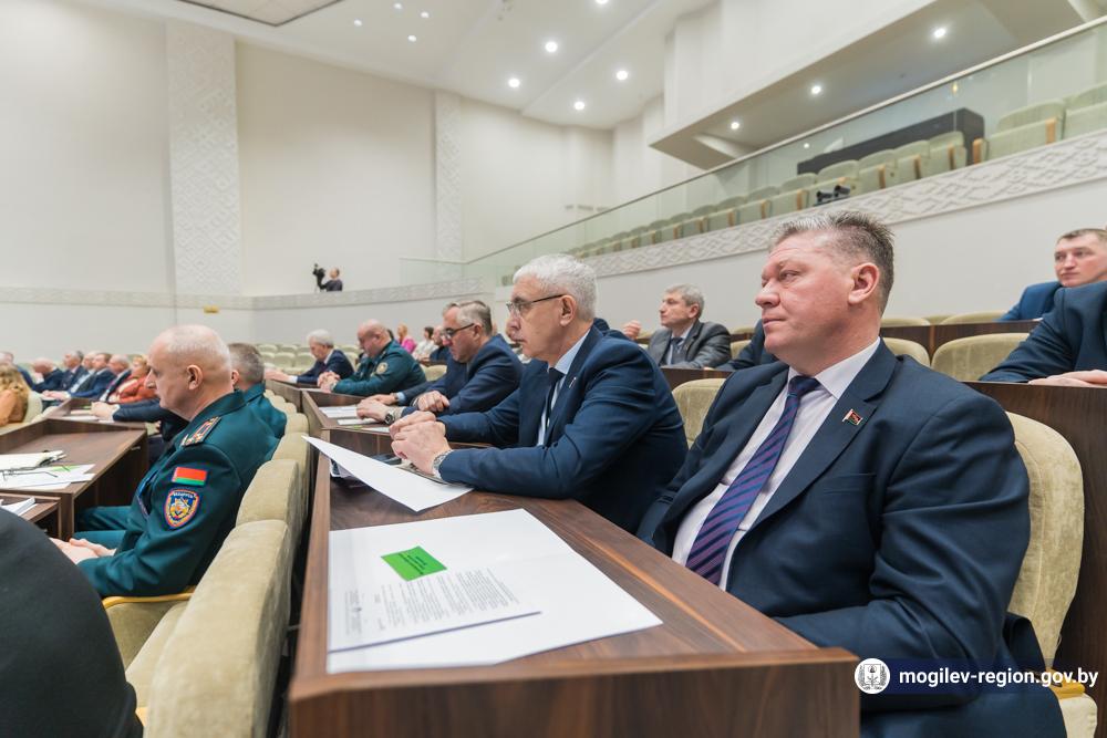 ocherednaya-sessiya-mogilevskogo-oblastnogo-soveta-deputatov_9
