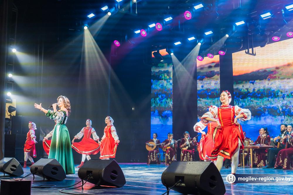 torzhestvennoe-meropriyatie-posvyashchennoe-podvedeniyu-itogov-raboty-mogilevskoy-oblasti_42